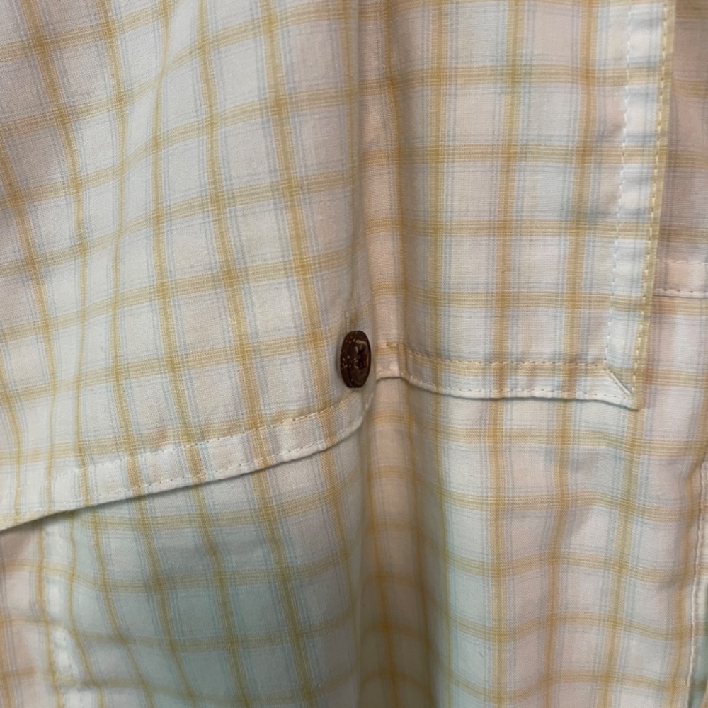 Men’s Patagonia Shirt | Short Sleeve - Picture 3 of 9